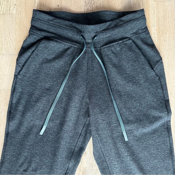 Lululemon Ready to Rulu Cropped Jogger US4 - Picture 7 of 12